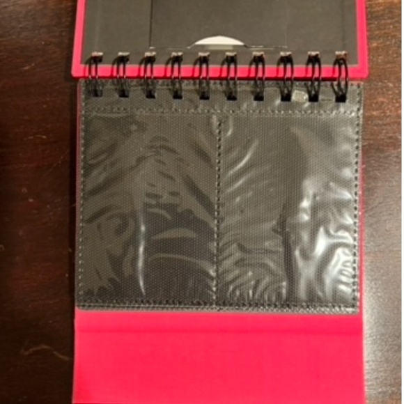 NEW stand up flip photo album for mini instant film, bright pink, holds 36 pics - Picture 8 of 8